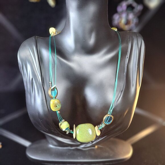 Premier Designs Island Girl Green Stone Abalone Necklace - Picture 1 of 4